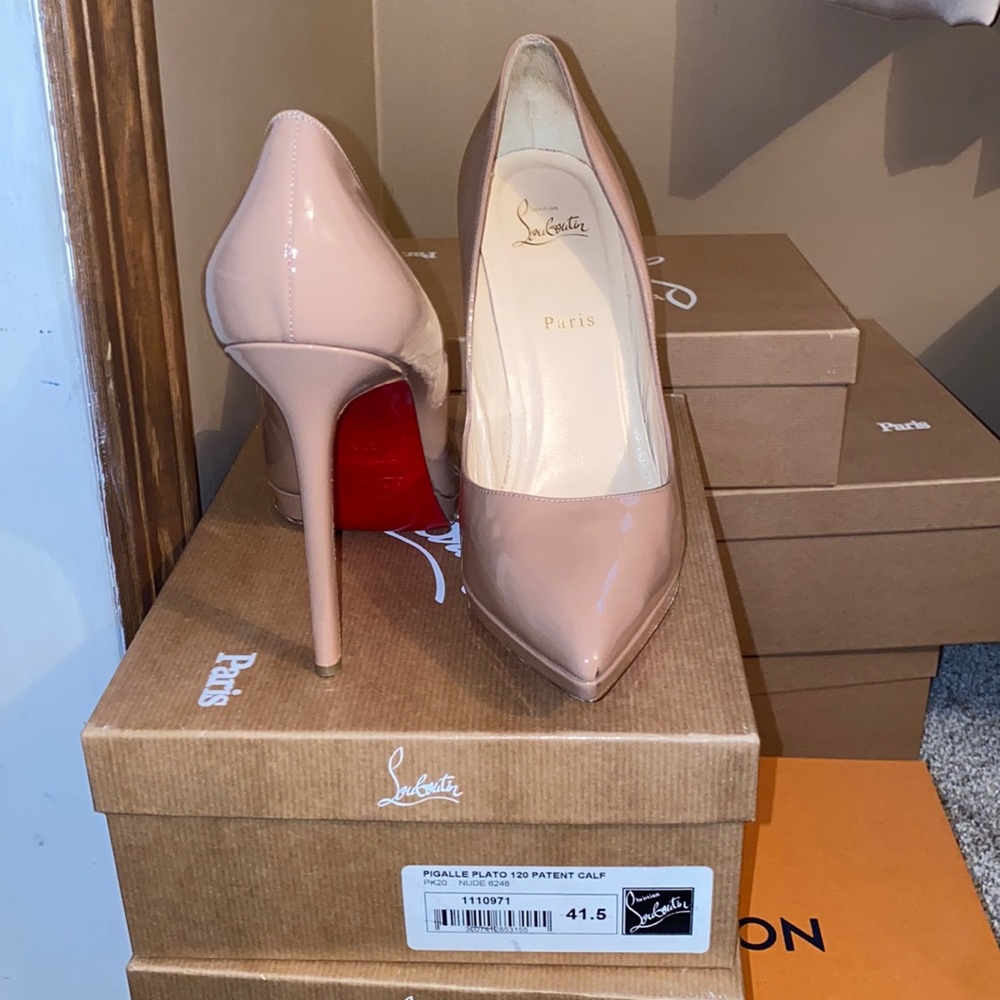 Christian Louboutin 41.5